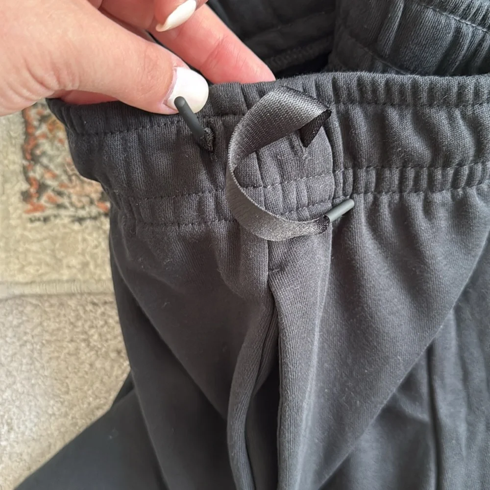 NWOT- Nike Women’s High Rise Dance Short